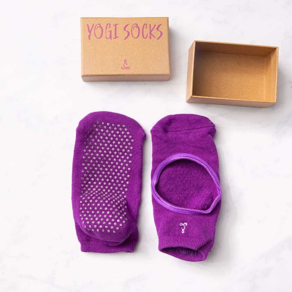 One Size, Purple Yoga Socks - Pilates, Barre